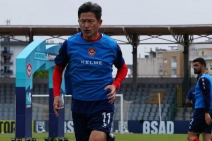 MediaageNG Legendary Japanese Footballer Still Playing At Age 56 July 12 - (Mediaage NG) - Legendary Japanese footballer, Kazuyoshi Miura recently signed a one-year contract extension with Portuguese second-division side, Oliveirense, entailing that he will continue playing professional football at the age of 56.