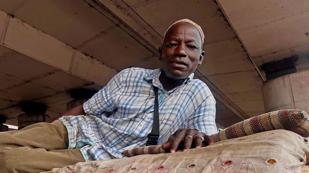 Sleeping Under Lagos Bridge For 30 Years' MediaageNG Having lived for exactly half his life under a bridge in Nigeria's biggest city, Lagos, Liya’u Sa’adu sees himself as the "guardian" for the many other homeless people who have joined him there.