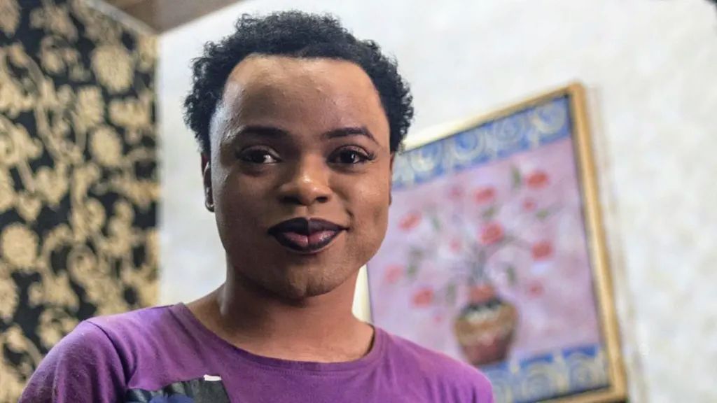 Nigerian Prison Officials Suspended Over Celebrity Bribery Claims MediaageNG Two senior Nigerian prison officials have been suspended over bribery allegations regarding controversial transgender celebrity Bobrisky.