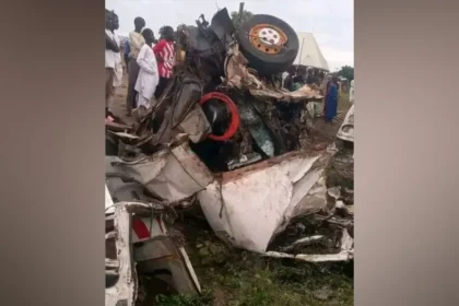 Dozens of Islamic Worshipers Killed In Kaduna State MediaageNG Tens of Islamic worshippers were killed in a crash in northern Nigeria's Kaduna state.