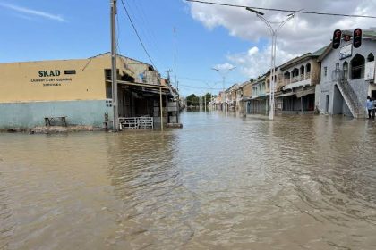 Borno Flood: Inmates Escape Prison MediaageNG The Nigerian authorities have revealed that nearly 300 inmates have escaped from custody after severe flooding damaged a prison in the north-eastern city of Maiduguri.