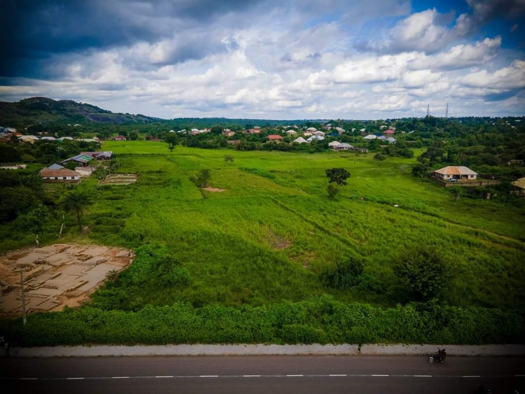 WATERING THE SEEDS OF GROWTH: ACReSAL Support for Dry Season Farming in Kogi MediaageNG “We had little food and a lot of challenges because of poverty - and absolutely no knowledge of dry season farming.”