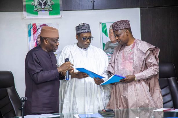 Alausa Hands Over to New Minister of State for Health MediaageNG The former Minister of State for Health and Social Welfare, Dr. Tunji Alausa has handed over to his successor, Dr Salako Iziaq Adekunle Adeboye.