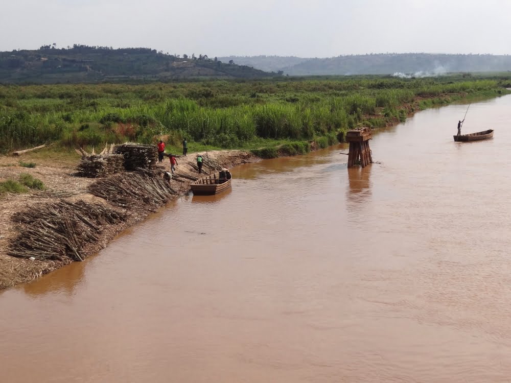 Rwandan Police Investigates Drowning of Ten Children MediaageNG Police authorities in Rwanda are currently investigating a 41-year-old individual, Jean-Pierre Ndababonye over the tragic drowning of ten children.