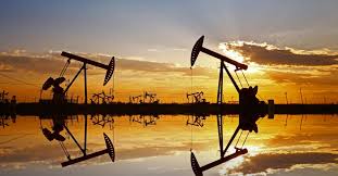 MediaageNG Oil Eases Ahead of US, China Data SINGAPORE, July 10 (Mediaage NG) - As investors tread cautiously ahead of fresh economic data from top consumers, the United States and China this week, oil prices dipped in Asian trade on Monday.