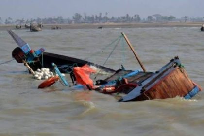 Rescue Efforts Ongoing After Boat Capsizes MediaageNG Kebbi - Mediaage NG News - Rescue efforts are ongoing in Nigeria’s north-western Kebbi state after a passenger boat capsized on the River Niger.