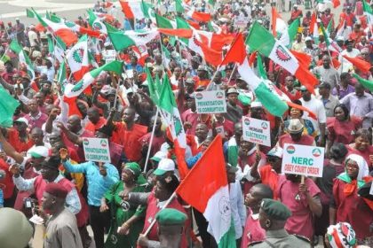 Planned Indefinite Strike: Labour Minister Invites NLc MediaageNG Abuja - September 18 - Mediaage NG News - The Nigerian Minister of Labour and Employment, Simon Lalong has in a statement called for a meeting with the Nigerian Labour Congress (NLC).