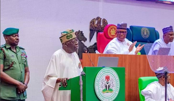 MediaageNG Tinubu Makes First Budget Presentation As Nigerian President ABUJA, Nigeria - Mediaage NG News - Nigerian President, Bola Tinubu on Wednesday delivered his first budget and announced his government plans to spend 27.5 trillion naira ($34.85bn; £27bn) in the new financial year.